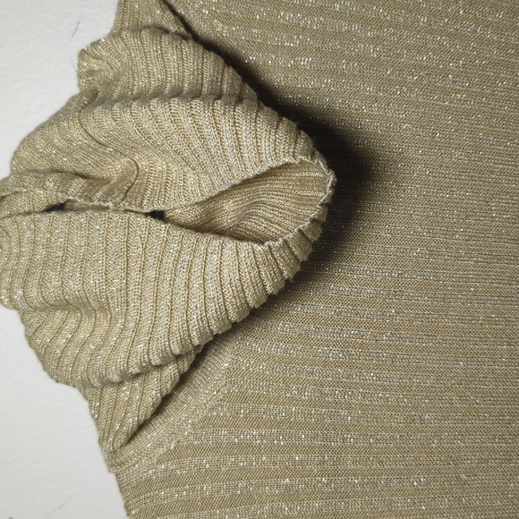 Karen Kane Metallic Gold Turtleneck Sweater Women's Size Medium - Picture 3 of 4